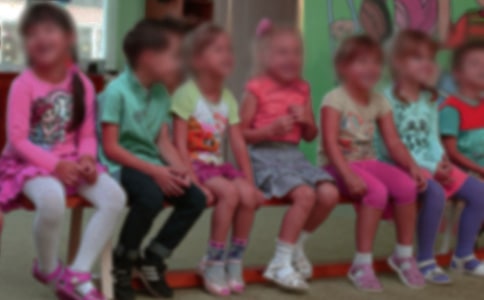 幼兒園中班體育教案:動(dòng)手操作